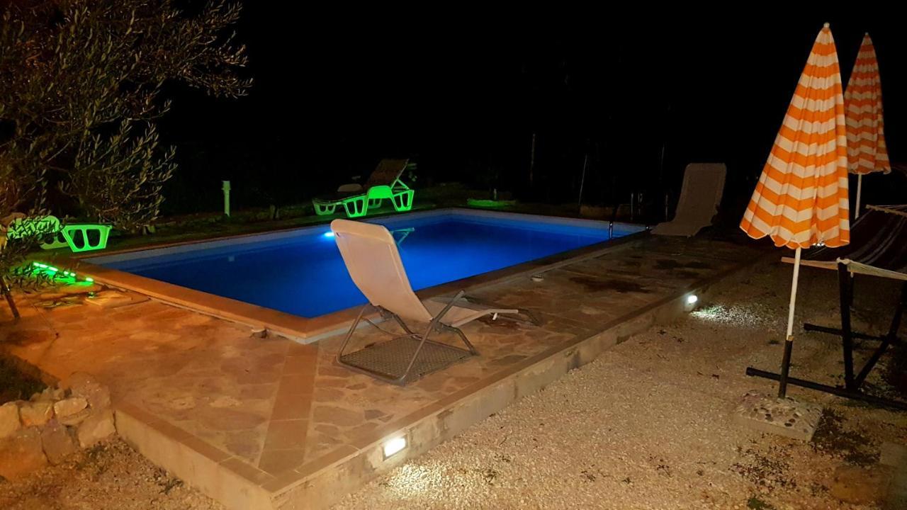 מילנה Apartman Vojaline מראה חיצוני תמונה