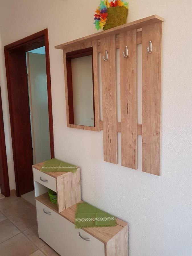 מילנה Apartman Vojaline מראה חיצוני תמונה