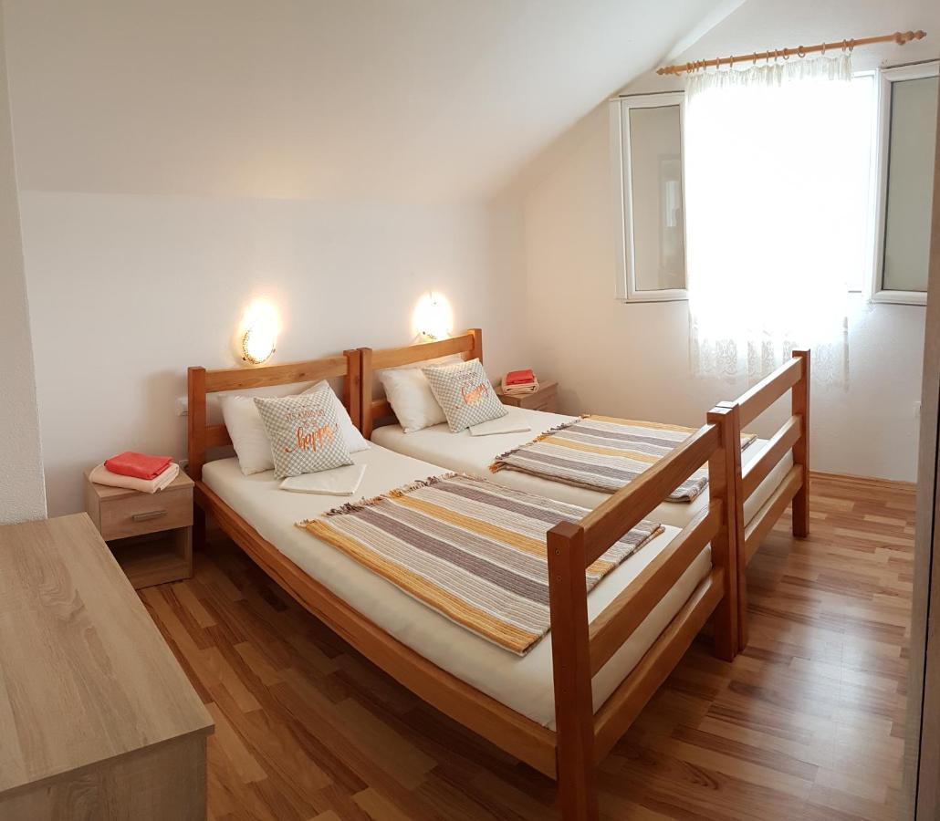מילנה Apartman Vojaline מראה חיצוני תמונה