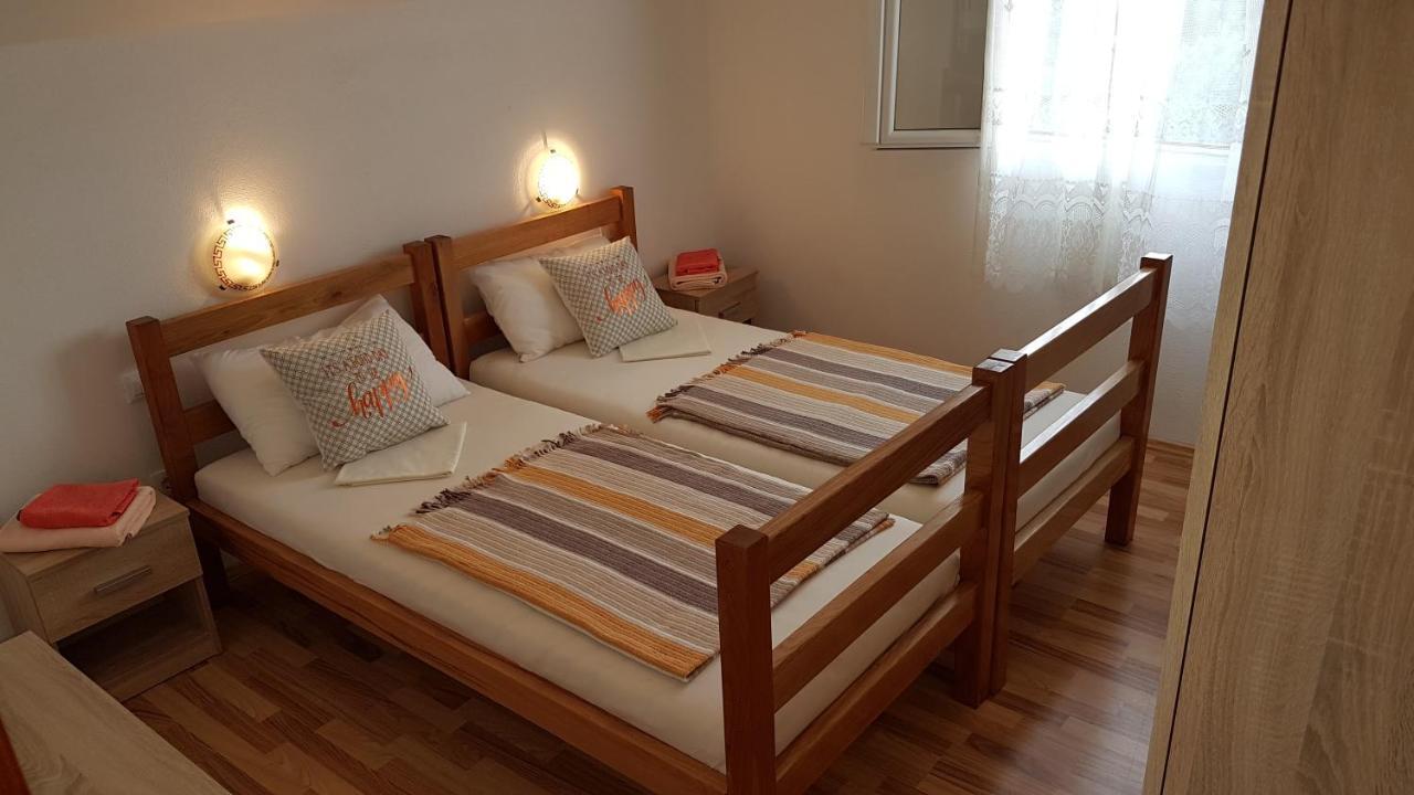 מילנה Apartman Vojaline מראה חיצוני תמונה